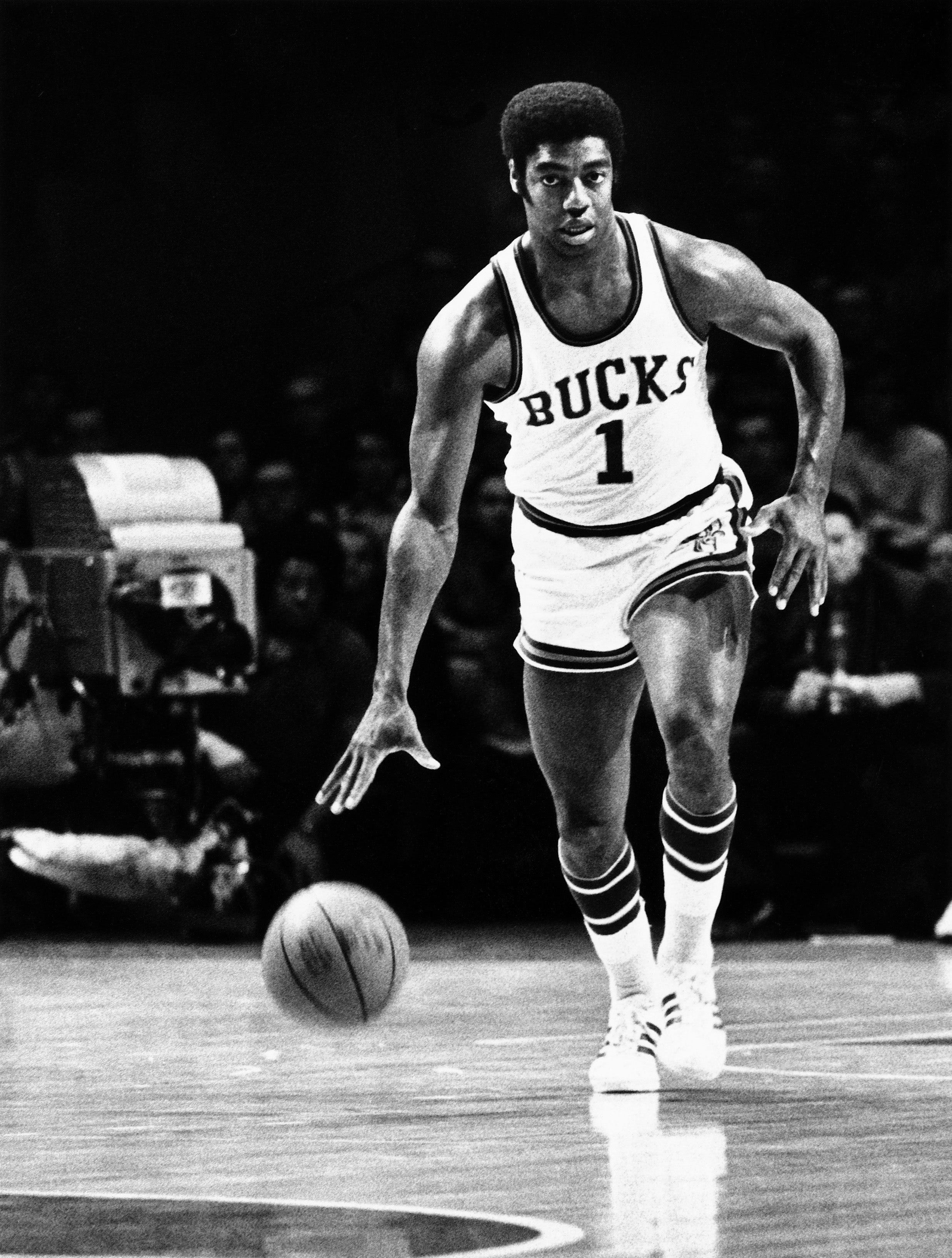 the big o oscar robertson book